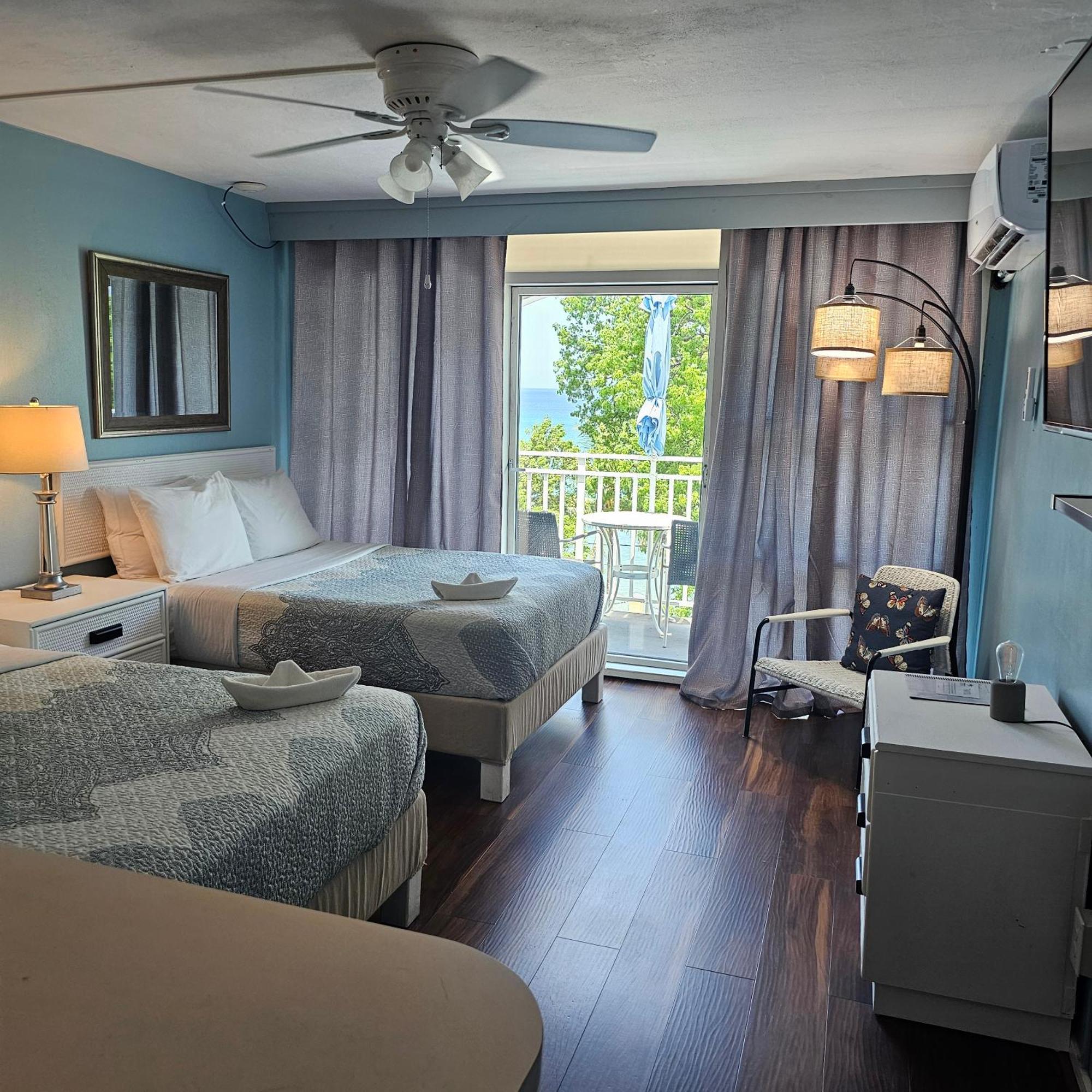 The Frederiksted Hotel Extérieur photo