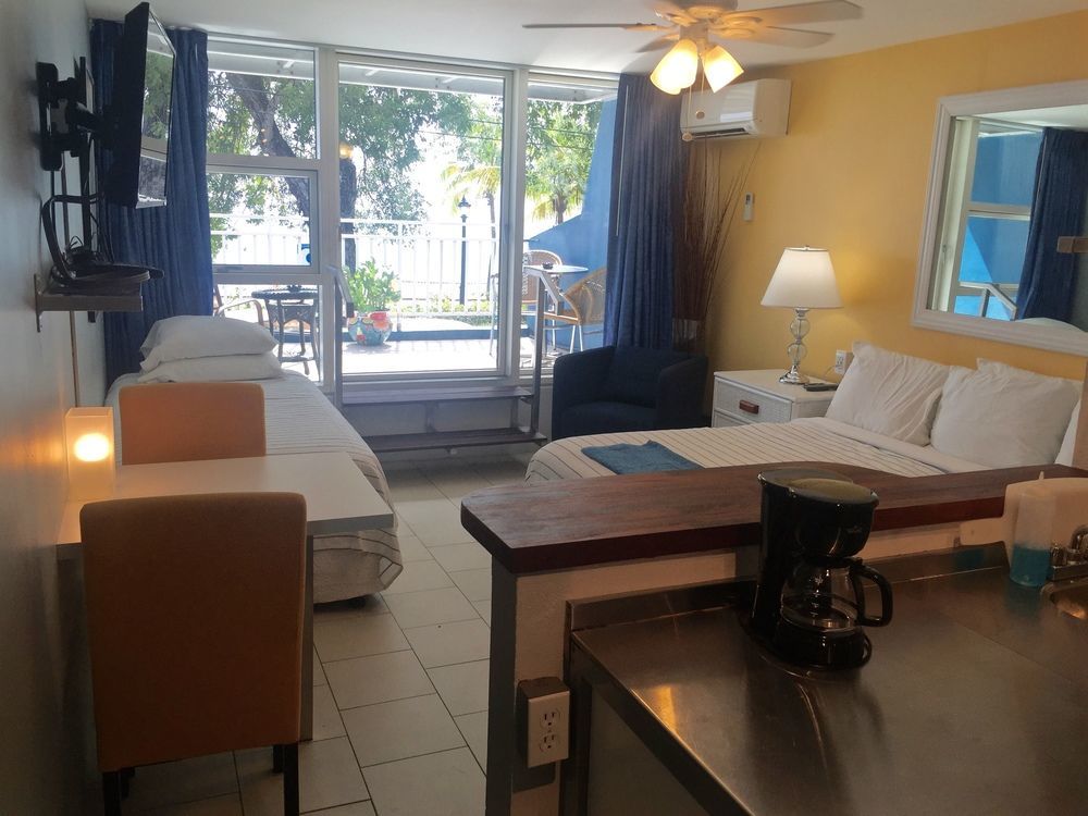 The Frederiksted Hotel Extérieur photo